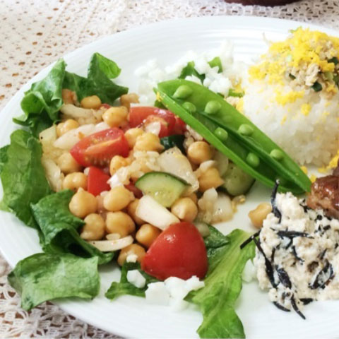 春ふわり。ヒヨコ豆と春野菜 de グレインズサラダ！パセリドレッシングのグレインズサラダ